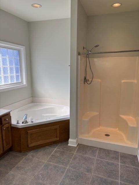 Building Photo - 1825 Beachforest Way