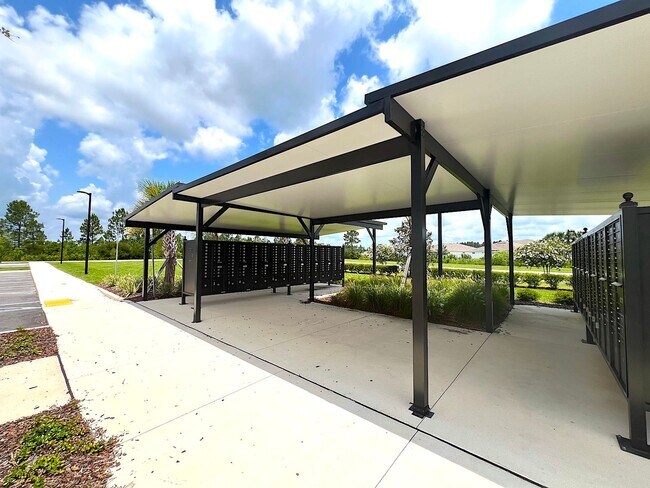 Building Photo - GORGEOUS 5 Bed 4 Bath 3 Car Garage HOME w COMMUNITY POOL for RENT!