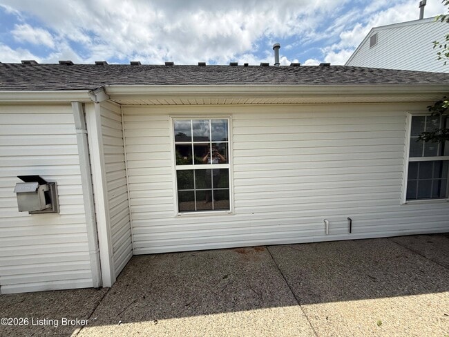 Building Photo - 9607 Brooks Bend Rd