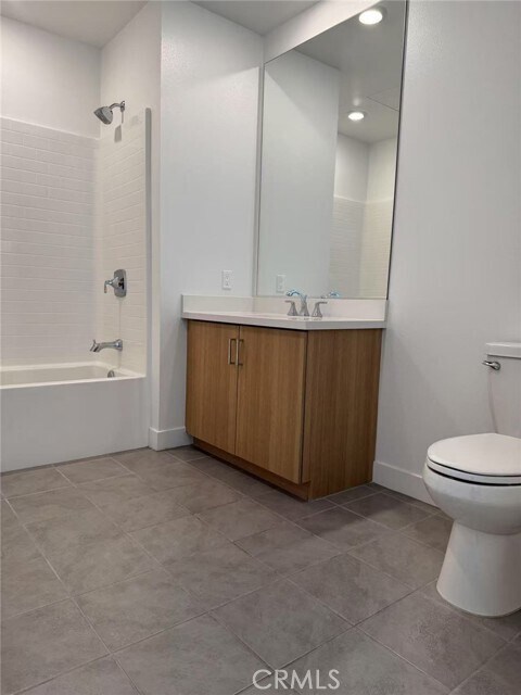 Building Photo - 2612 Rivington