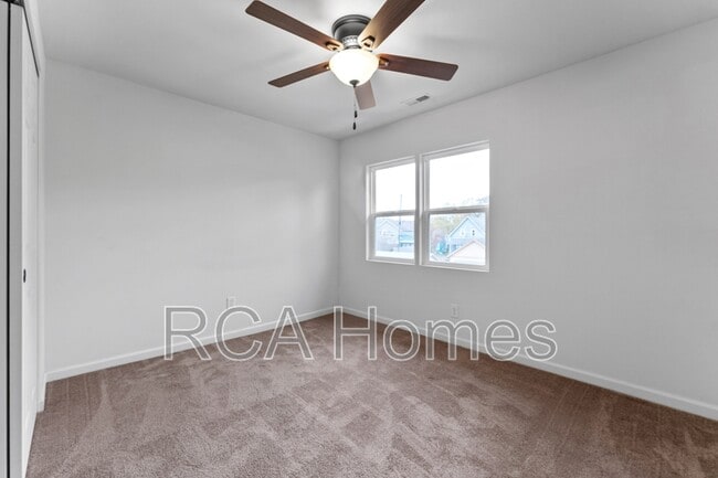 Building Photo - 1306 Woodlawn Ave