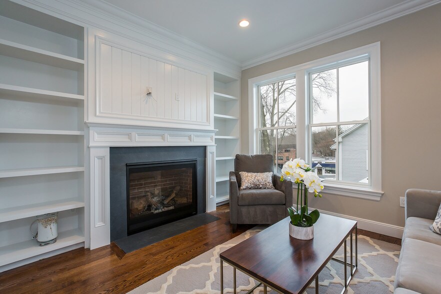 Building Photo - 52 Brookside Dr