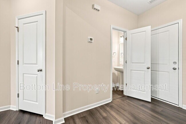 Building Photo - 1615 Glacier Dr