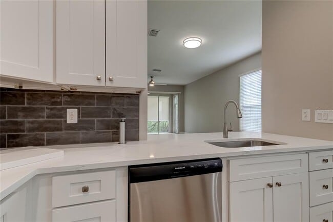 Building Photo - 11068 Windsor Pl Cir