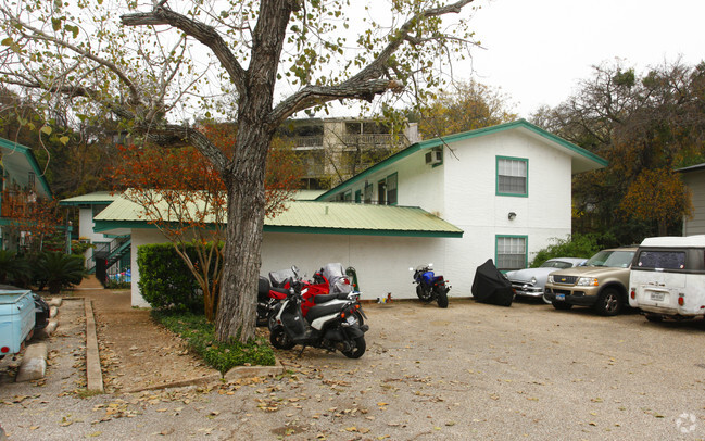 Primary Photo - Zilker Capri