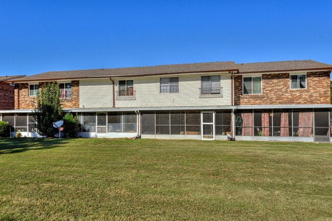 Building Photo - 1674 Goshen Rd