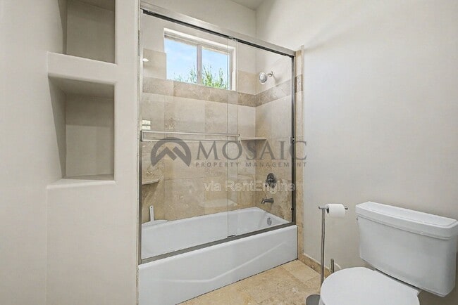 Building Photo - 14006 E Mark Ln