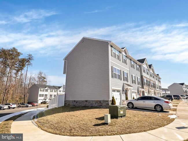 Building Photo - 7227 Potomac Ter