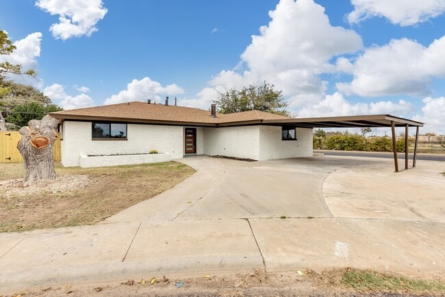 Building Photo - 3933 Wood Ct