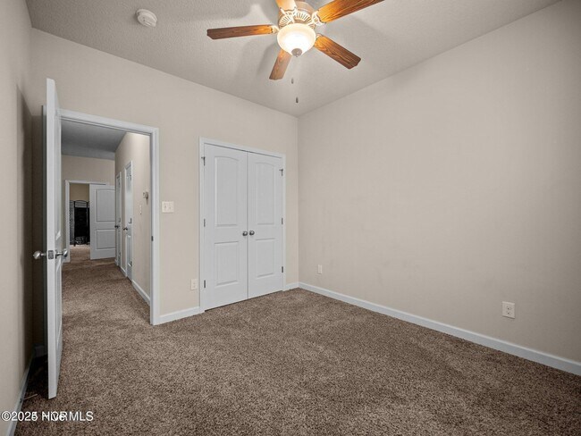 Building Photo - 325 Frisco Wy