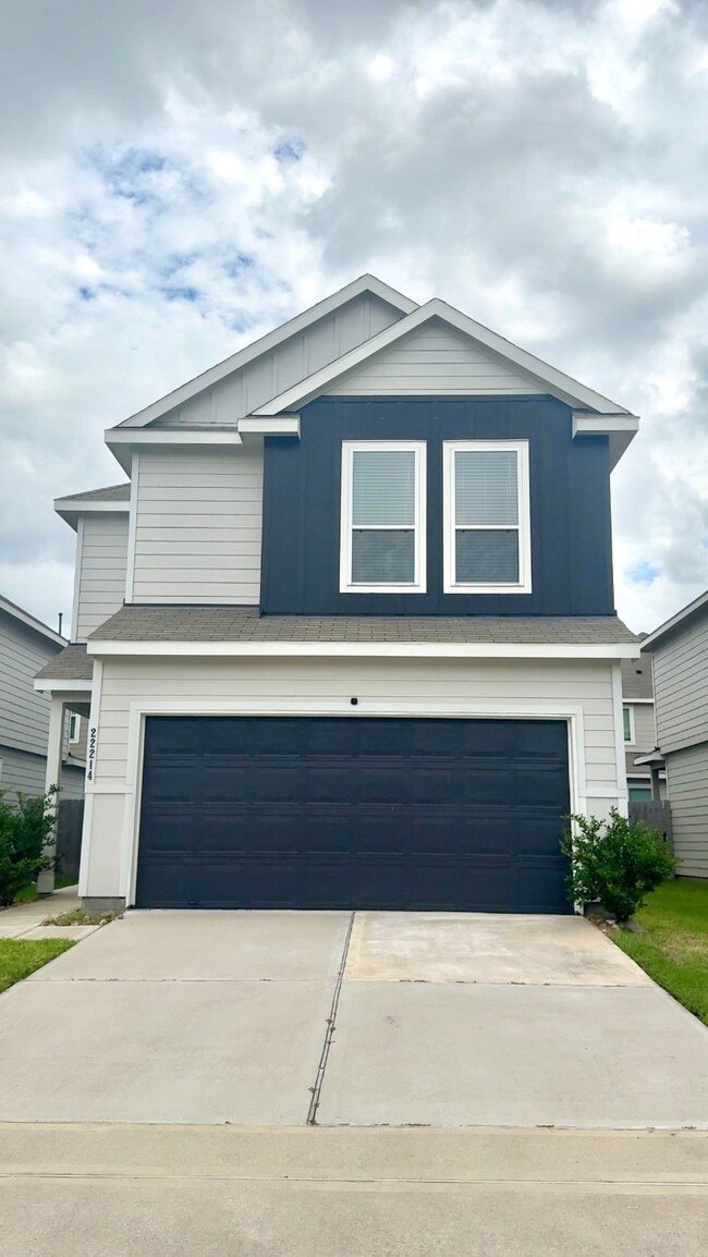Primary Photo - 22214 Sovereign Hts Ln.