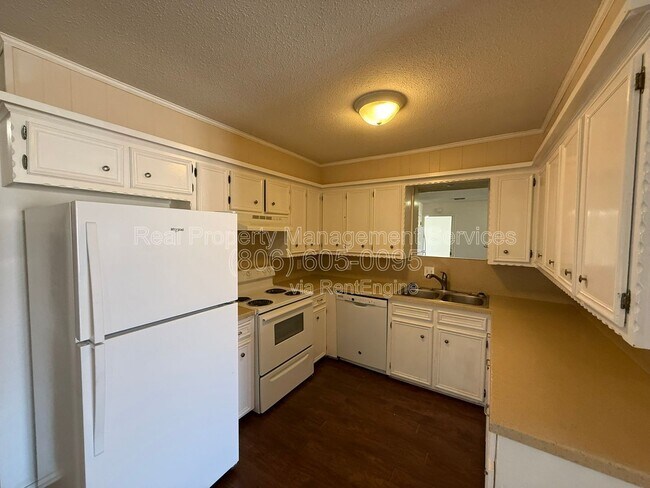 Building Photo - 7003 Geneva Ave