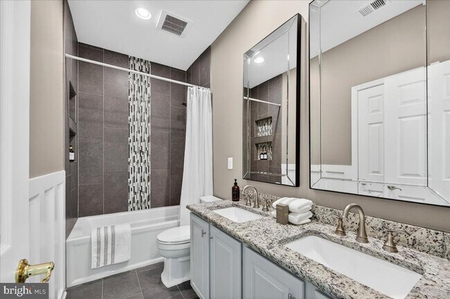 Building Photo - 7822 Gambrill Woods Way