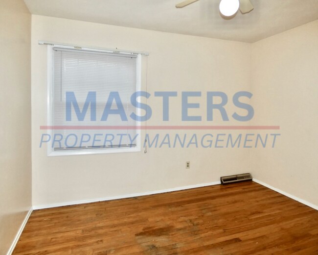 Building Photo - 532 Dussel Dr