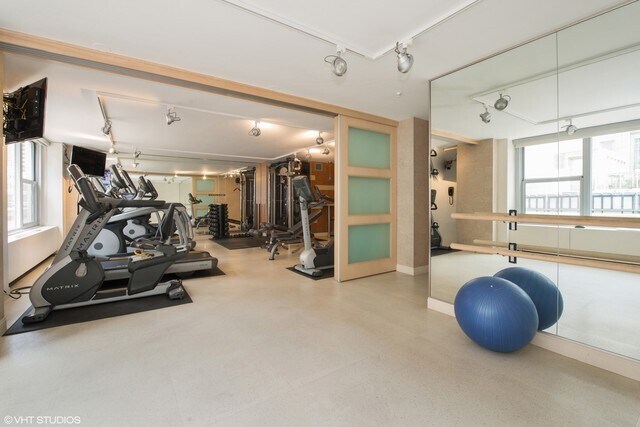 Building Photo - 777 N Michigan Ave