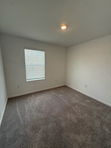 Building Photo - Dug Creek - 3 Bedroom 2.5 Bath