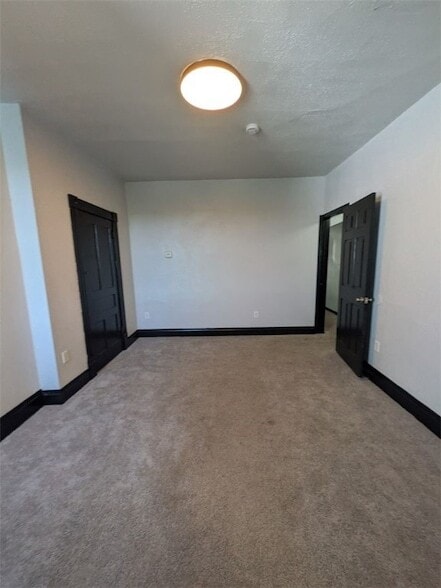 Building Photo - 1818 Westmont Ave