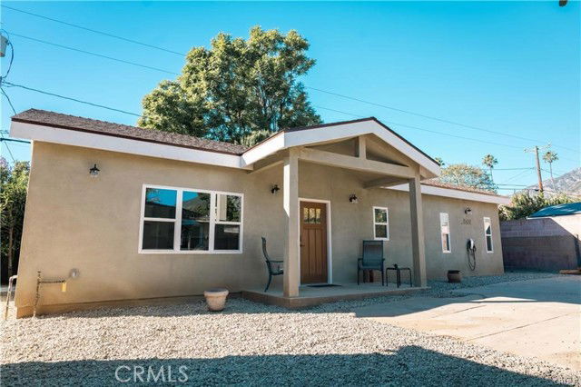 Building Photo - 1507 Valencia Ave