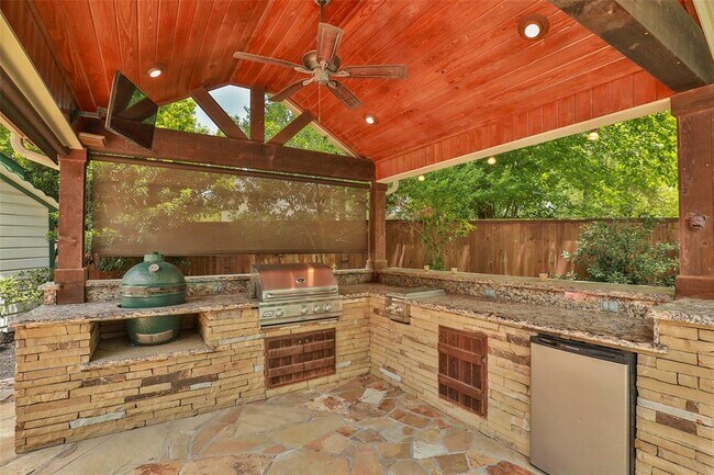 Building Photo - 13011 Far Point Manor Ct