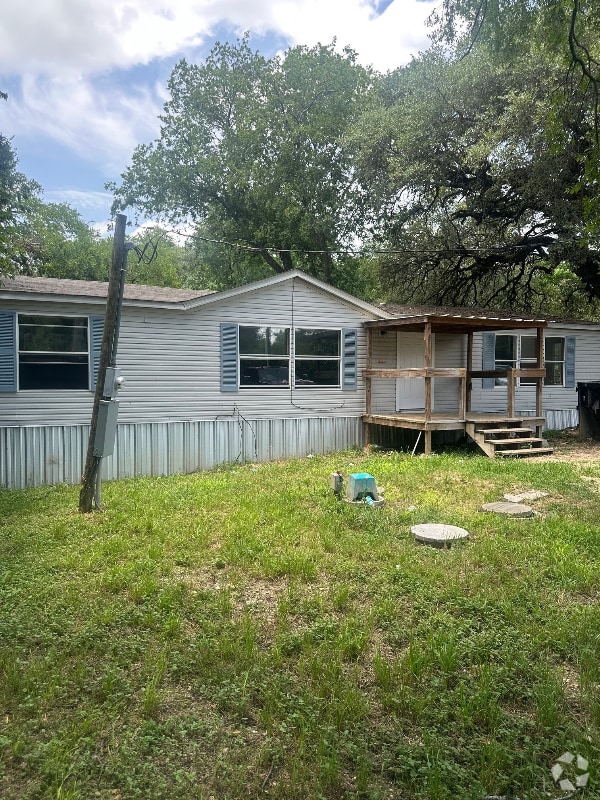 Building Photo - 125 Crescent Creek Ln