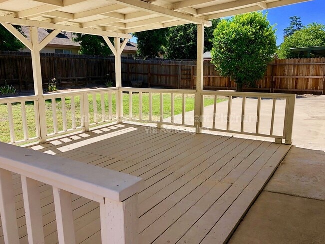 Building Photo - 2967 Terry Ave