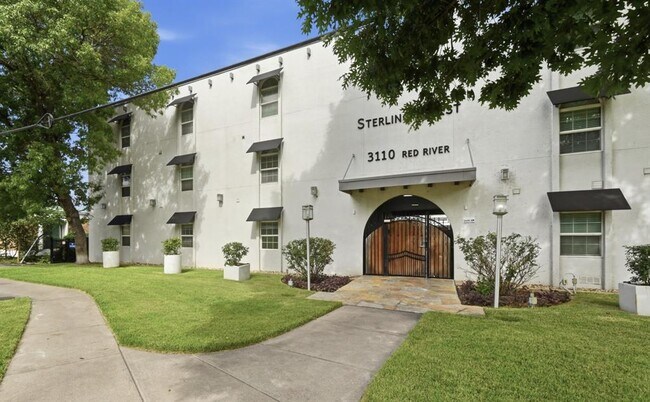 Building Photo - 3110 Red River St