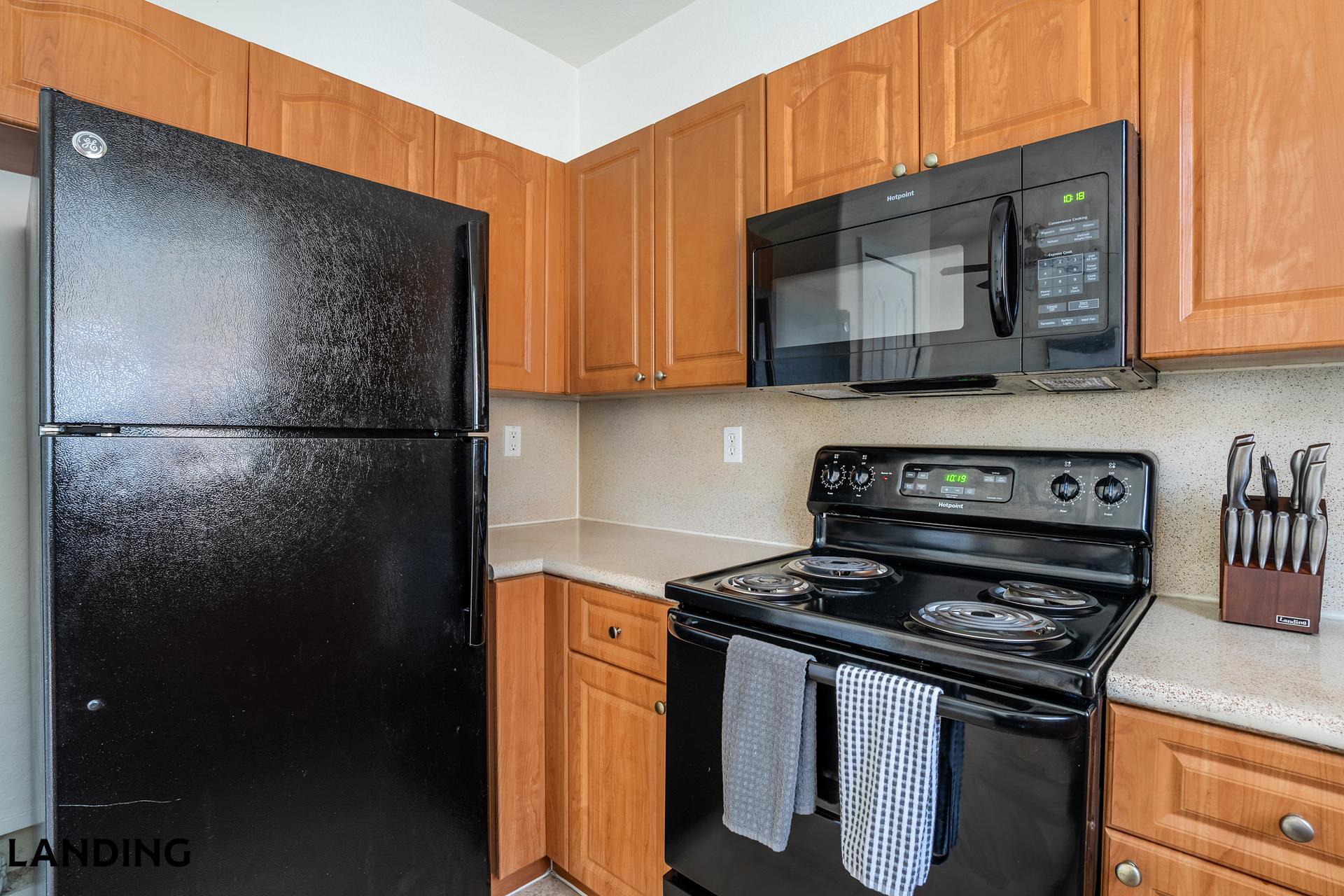 Building Photo - 1140 SE 24th Rd