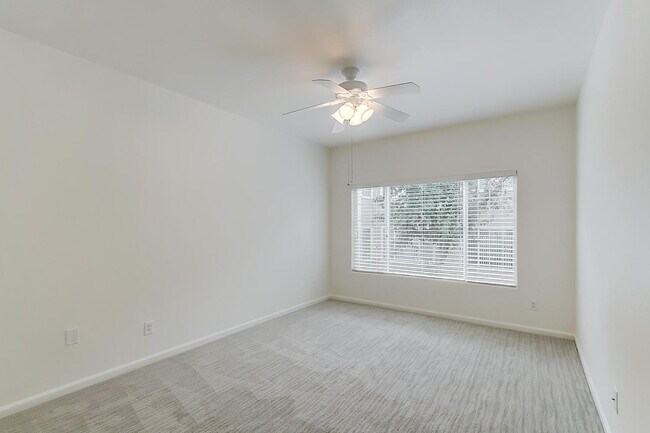 Building Photo - 8381 Pebble Creek Way