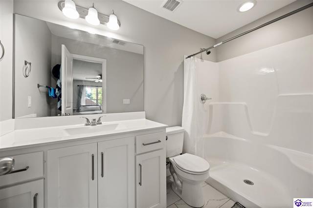 Building Photo - 113 Graystone Ct