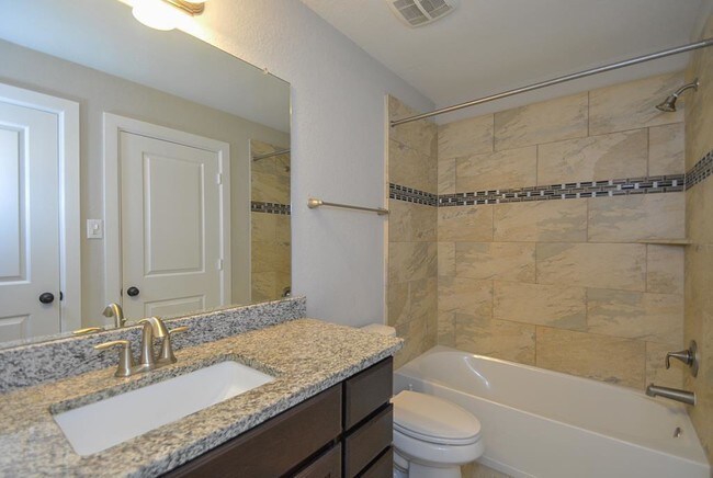 Building Photo - 1110 Oakwood Pass Ct