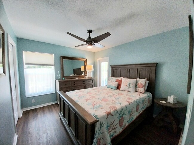 Building Photo - 4176 Hearthstone Dr