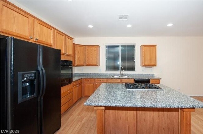 Building Photo - 11768 Del Sur Ave