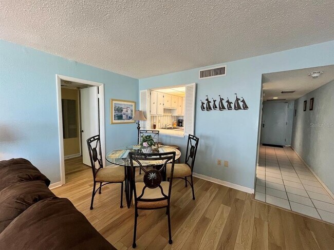 Building Photo - 3051 S Atlantic Ave