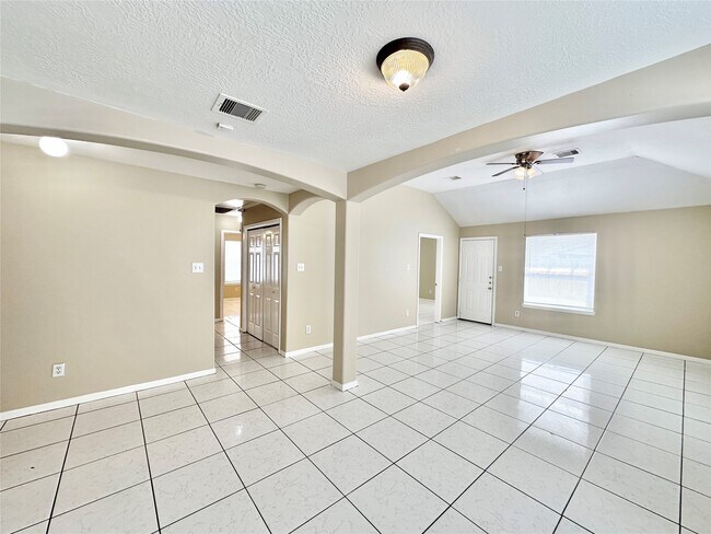 Building Photo - 19803 Cannon Fire Dr