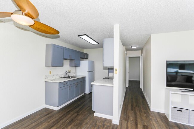 Building Photo - WAIPIO GENTRY: 2-BED, 1-BATH, 1-PARKING NOW AVAILABLE !