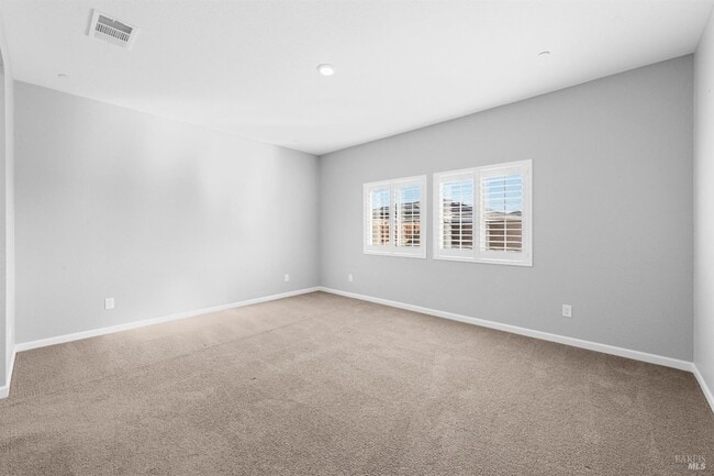 Building Photo - 655 Honey Bee Rd