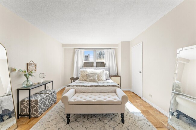 Building Photo - 151 Tremont St