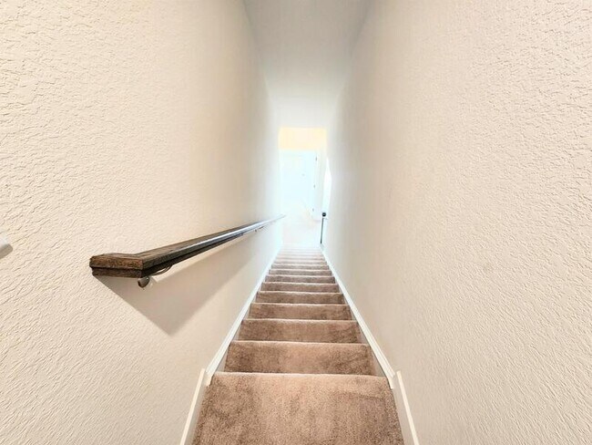 Building Photo - 257 Riley Wy