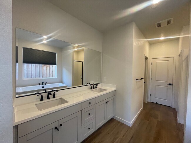 Building Photo - 2024 Build - 3br/2ba Home