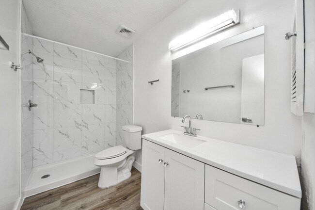 Building Photo - 11627 Bowlan Ln