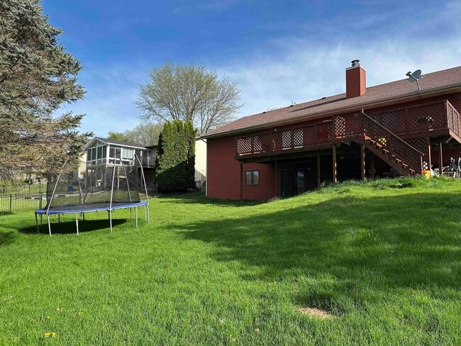 Building Photo - 543 Mahogany Way