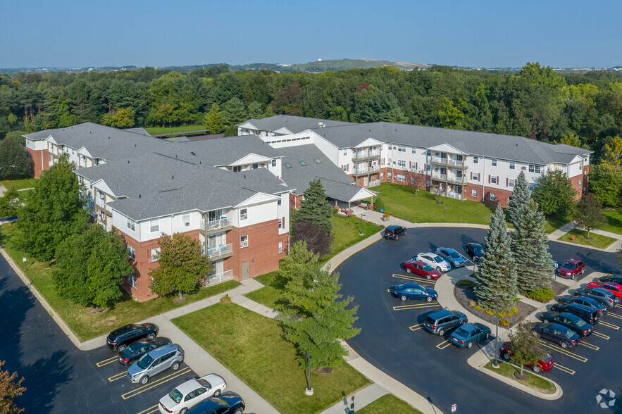 Primary Photo - Meadows of Auburn Hills Senior Community