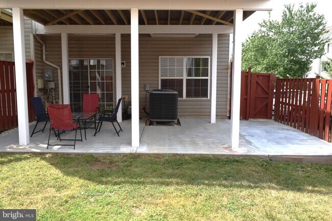 Building Photo - 43768 Virginia Manor Terrace