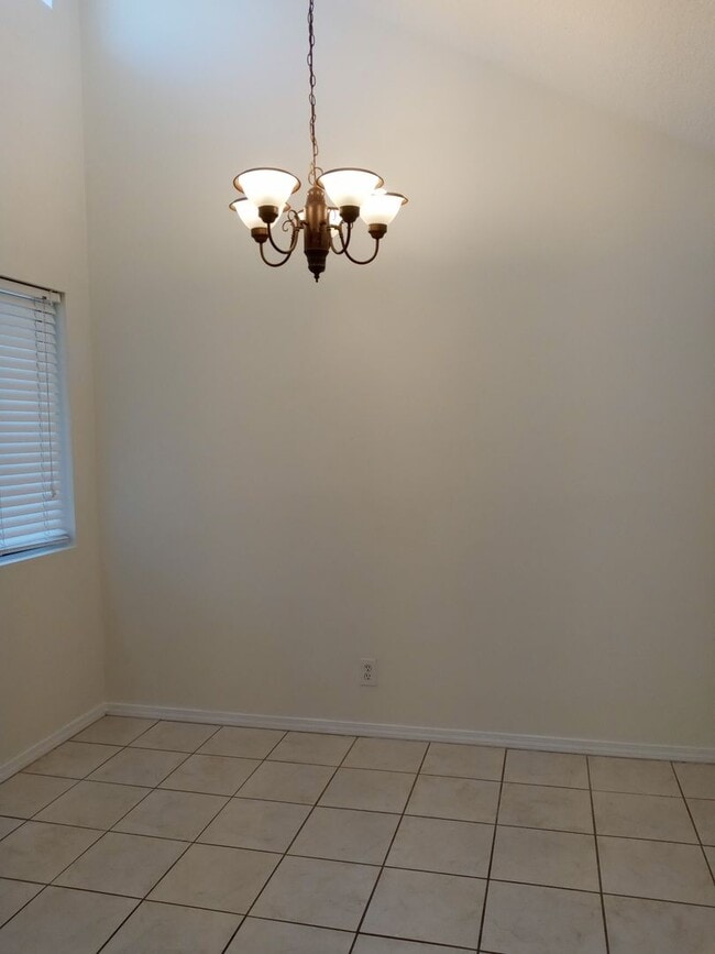 Building Photo - AFFORDABLE!!!