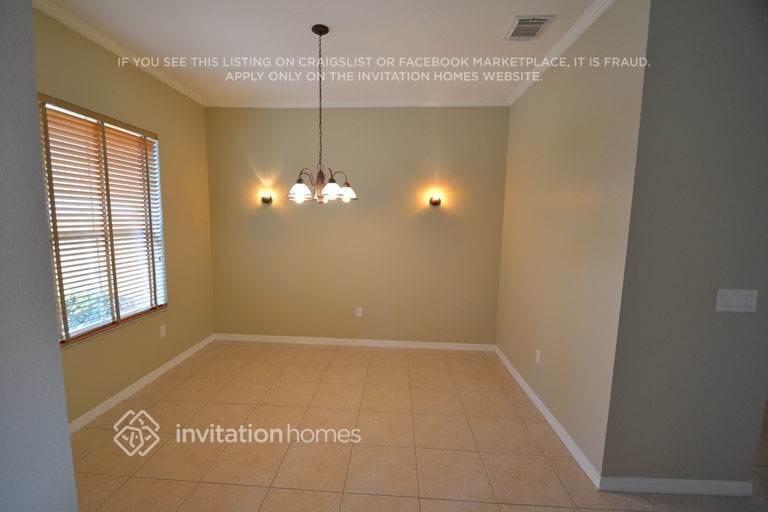 Building Photo - 16112 SW 63rd Ter