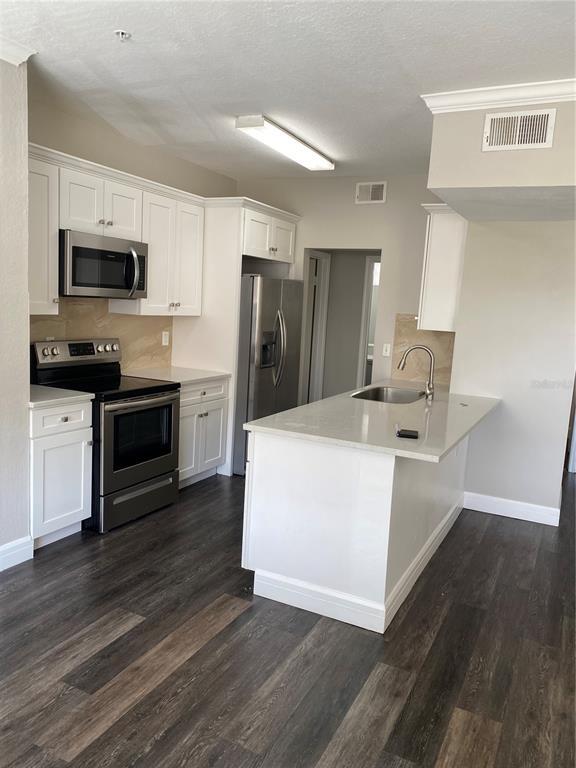 Building Photo - 2558 Robert Trent Jones Dr