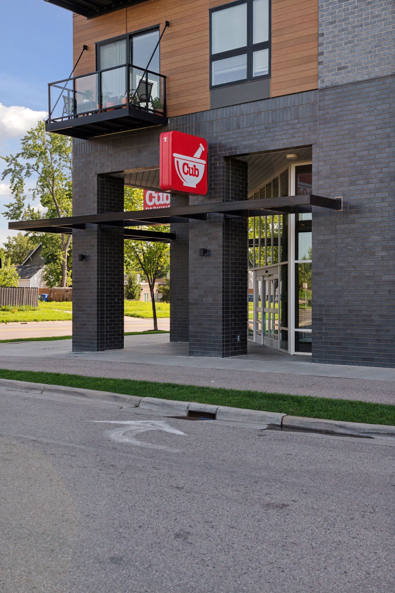 Building Photo - 4650 Minnehaha Ave