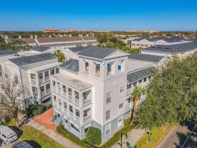 Primary Photo - Renovated 3 Bedroom Top Floor Condo in Dow...