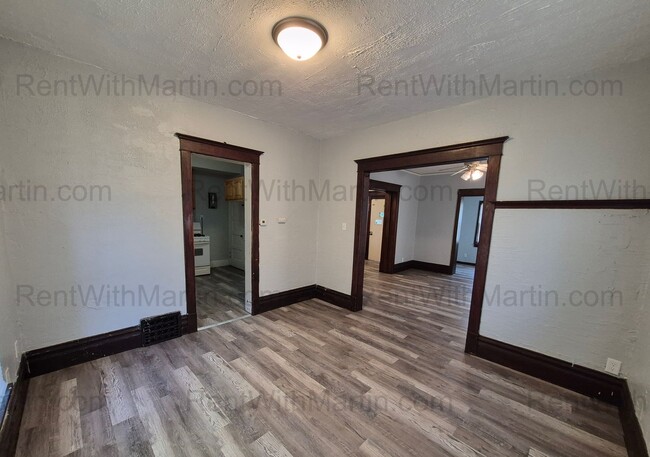 Building Photo - 1107 Mulberry St