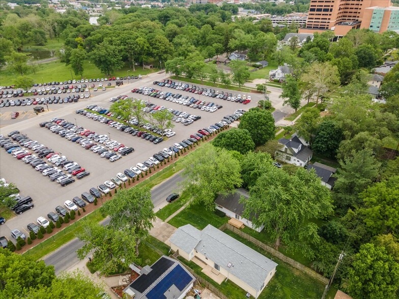 Carle Parking Lot - with shuttle service - 1001 N Coler Ave